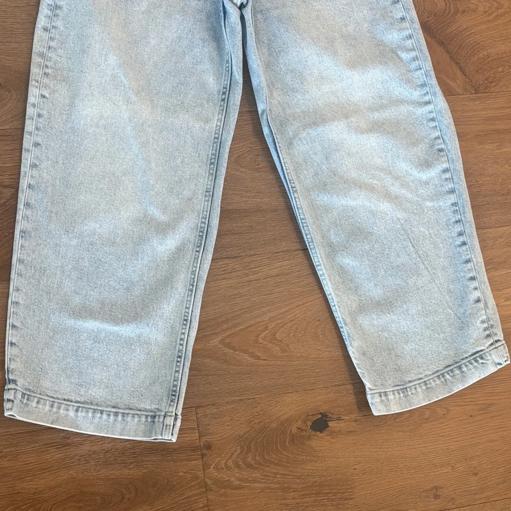 Banana Republic High Rise Wide-Leg Crop Jean Light Wash - Picture 4 of 6